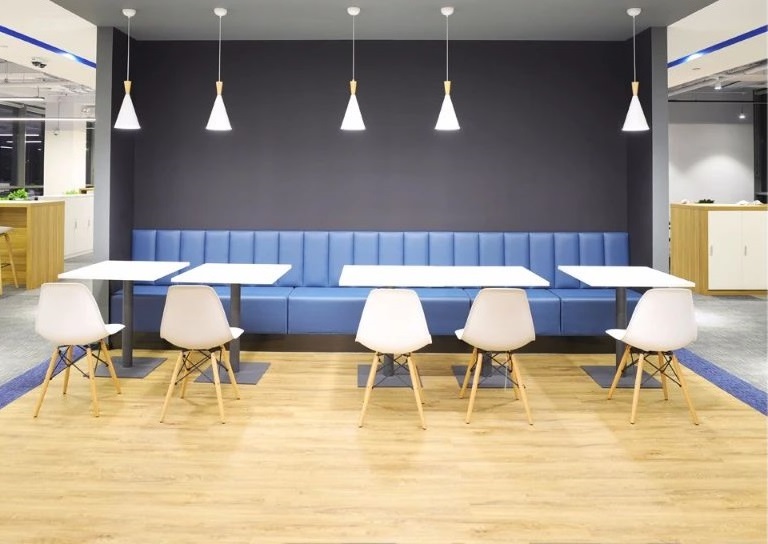 康冠分析為什么二手辦公家具越來越受歡迎？