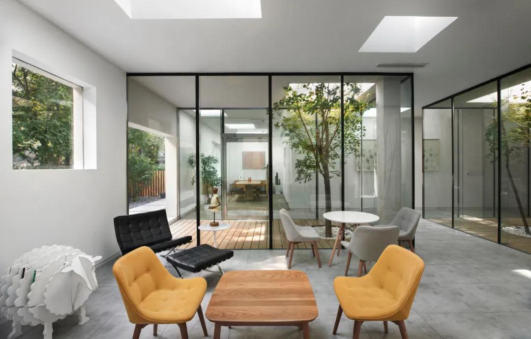 打造理想辦公家具空間提升辦公效率